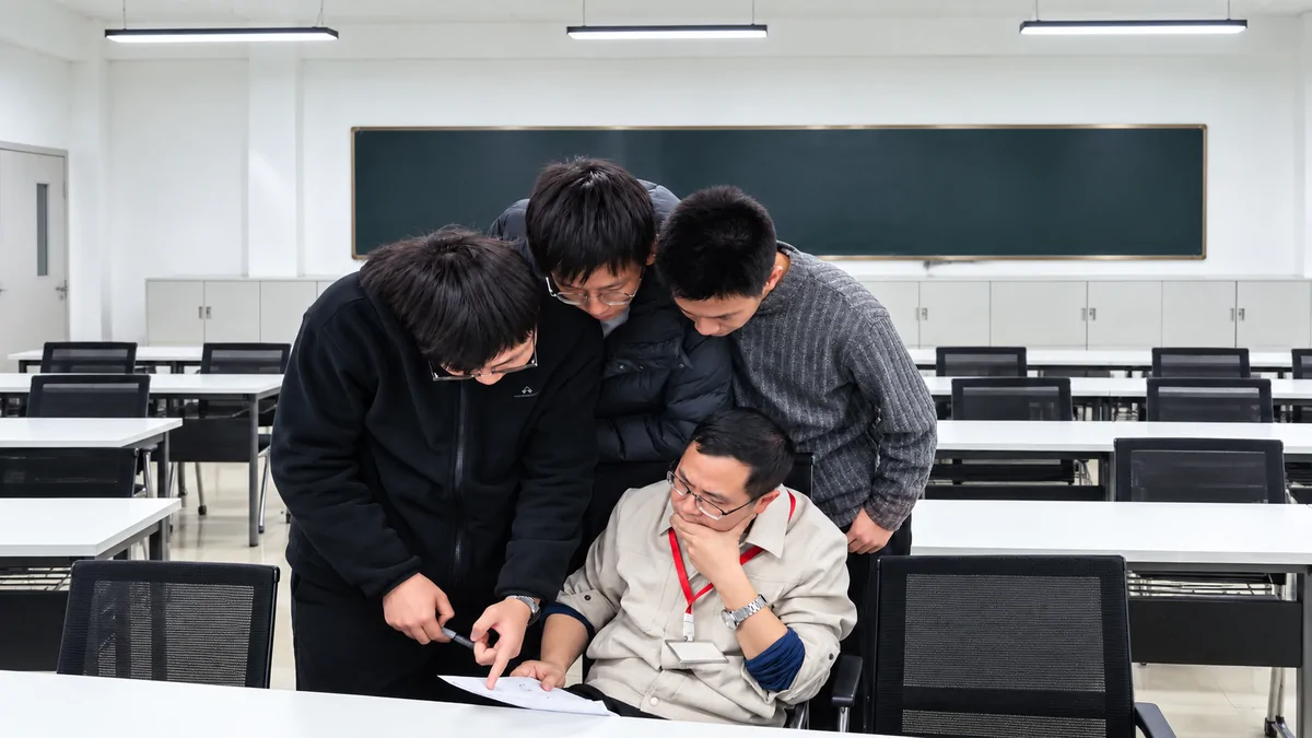 同学讨论学习方法